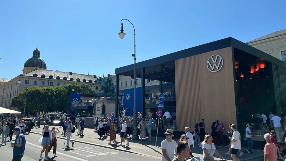 Open Space der IAA Mobility 2023: Auch die diesjährige Messe stand ganz im Zeichen des neuen VDA-Konzepts – das besonders viele chinesische Hersteller anzog.