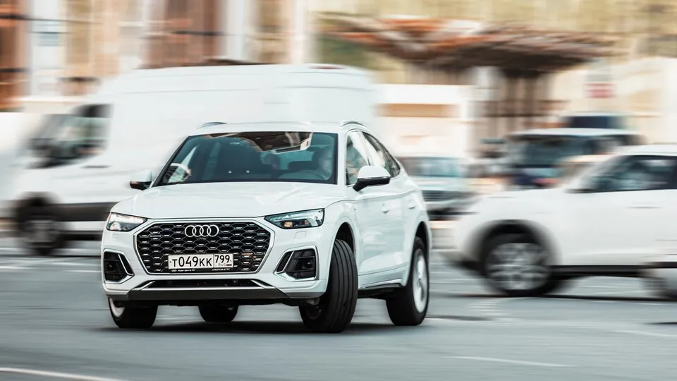 Ein falsches Abbiegen beendet den Versicherungsschutz nicht automatisch. Beim Wegeunfall kommt es auf den Zweck der Fahrt an.