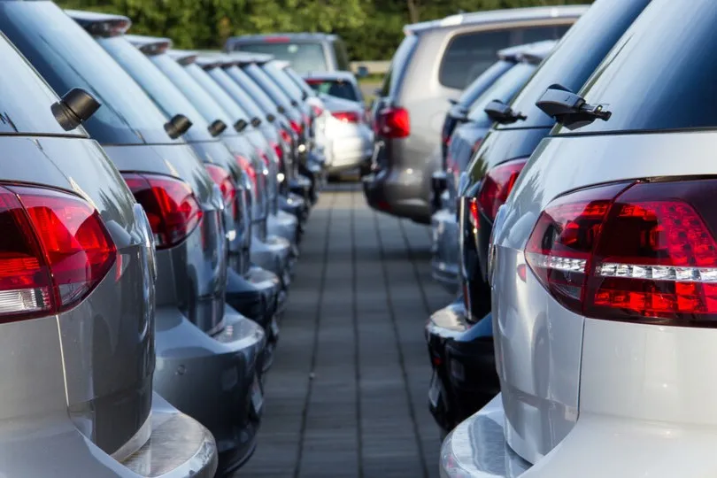 In vielen Unternehmen machen Pkw den größten Teil des Fuhrparks aus. Der Anteil von Elektroautos wächst.