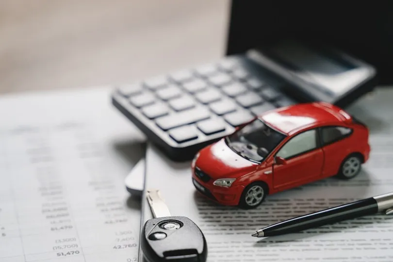 Wer sein Leasingauto übernehmen möchte, sollte die Vertragsbedingungen prüfen. Der Restwert ist nicht automatisch der Kaufpreis.