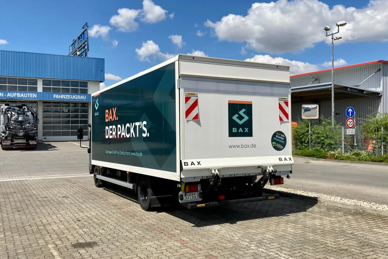 Weil die Batterien unter dem Fahrgestell des Bax untergrbracht sind, ist eine Vielzahl von Aufbauten möglich.