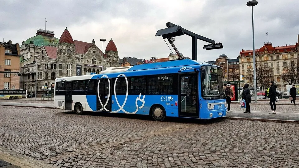 Förderaus für elektrifizierte Nutzfahrzeuge wie Elektrobus und E-Lkw