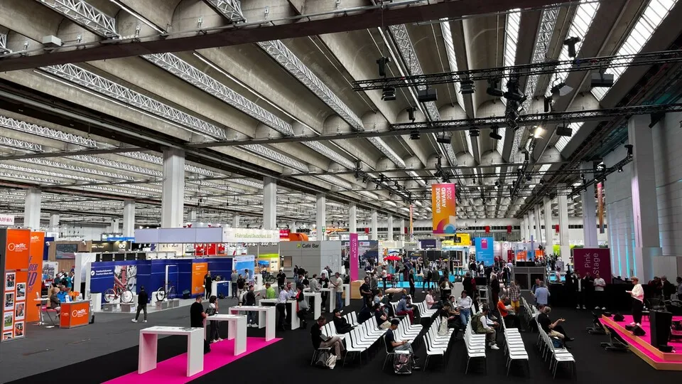 Die Eurobike 2024 präsentierte sich nicht nur als Fahrradmesse. Ecomobility zeigte sich in der Cargoarea besonders präsent.
