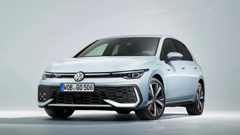 Mehr Reichweite durch größere Batterie und dafür auch teurer.