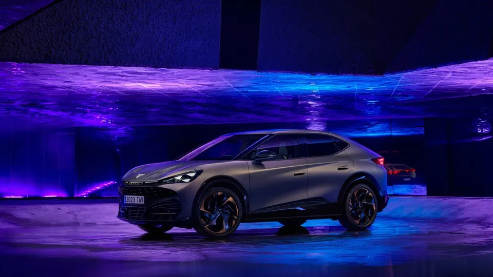 Starke Optik, mächtig Leistung: Was kann der Cupra Tavascan?