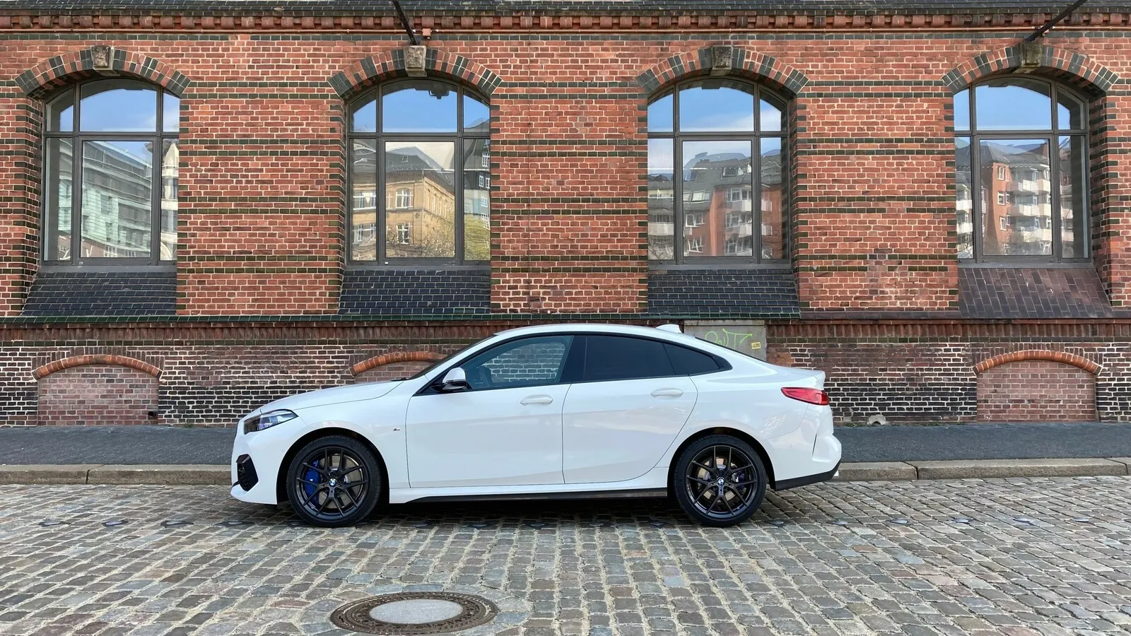 Kompakte Limousine mit Coupé-Anleihen: das BMW 2er Gran Coupé.