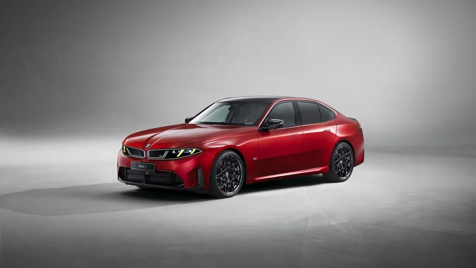 Der neue BMW 3er übernimmt viele Elemente der Neuen Klasse und kommt erstmals auch rein elektrisch als i3.
