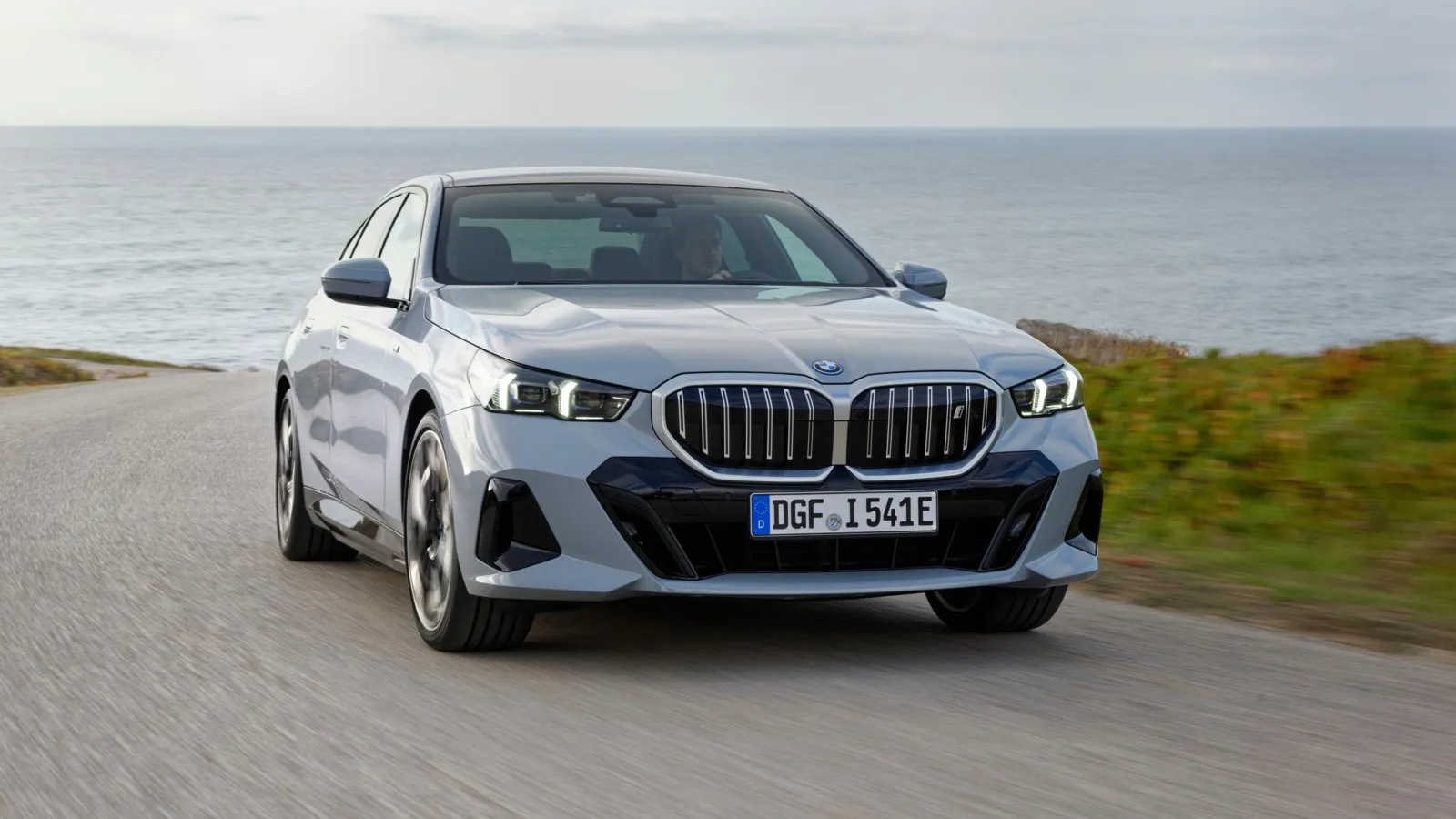 BMW i5 eDrive 40: 1.457 Euro Wartungskosten für den Münchner – weniger geht nicht in unserem Vergleich.