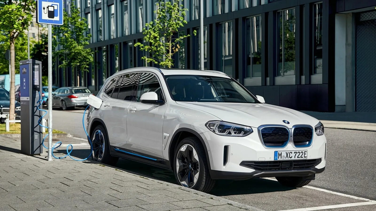 BMW iX3 Inspiring: 50,5 Prozent Händlereinkaufswert nach drei Jahren und 45.000 Kilometern.