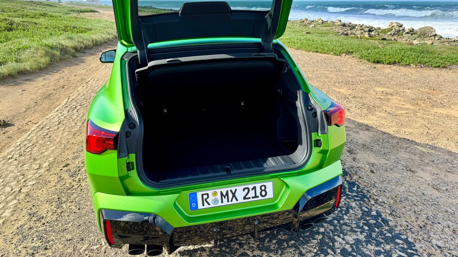 Vorteil des jetzt langen Hecks BMW X2 und iX2 schlucken jetzt eine Menge Gepäck.