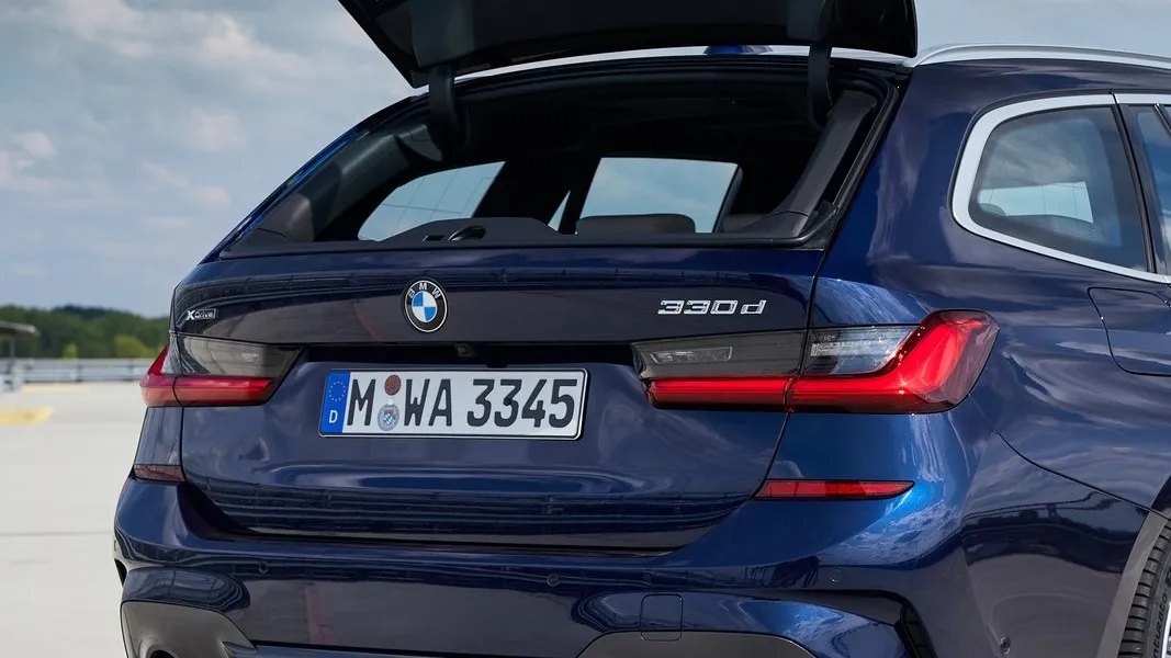 BMW 330d Touring