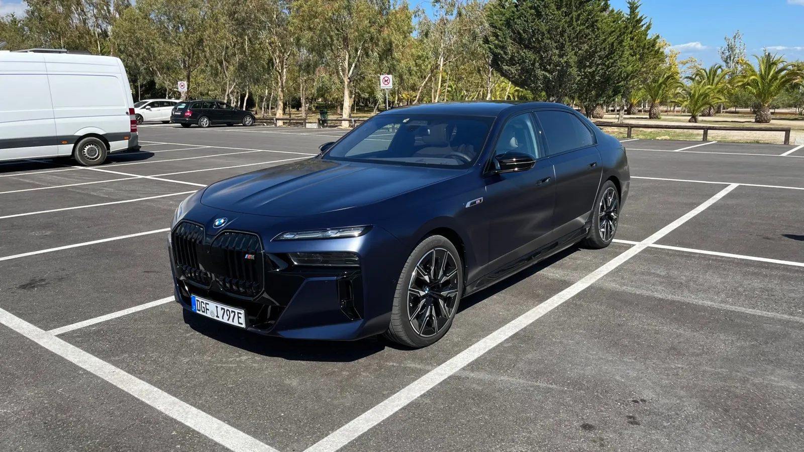 BMW bietet eine breite Farbpalette für den 7er an. Die Reihe ist in 100 Farbvarianten erhältlich.
