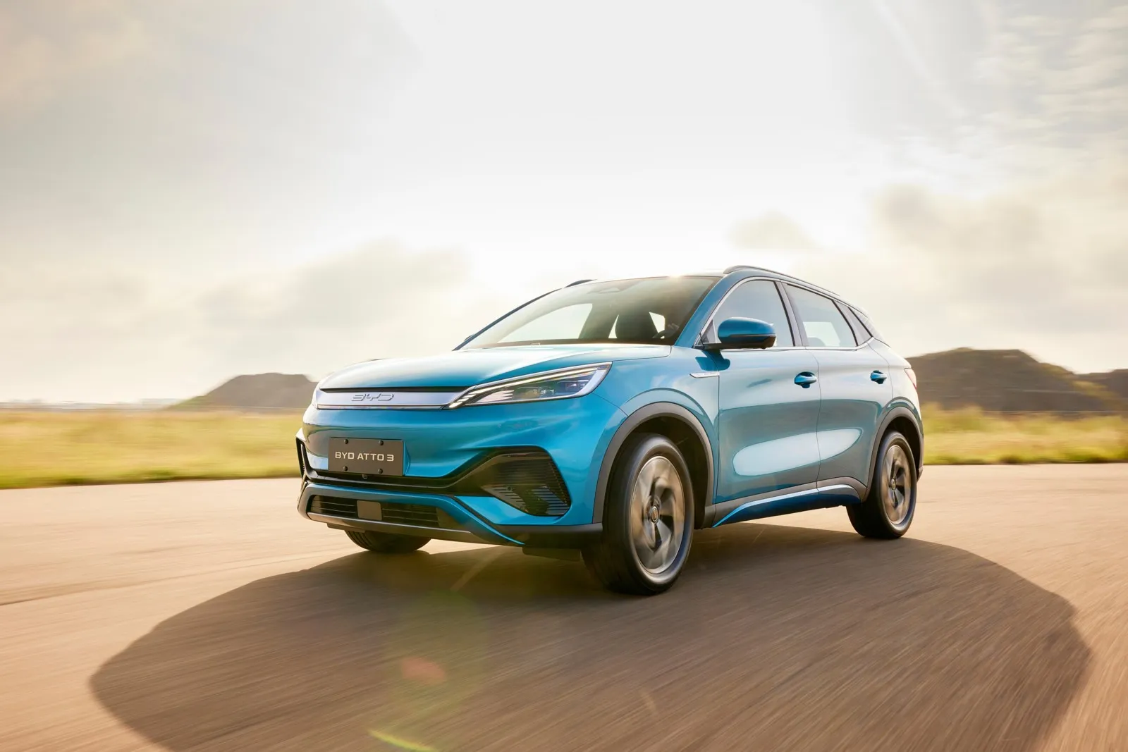 BYD startet in Deutschland ebenfalls vollelektrisch: Das Kompakt-SUV Atto 3 …