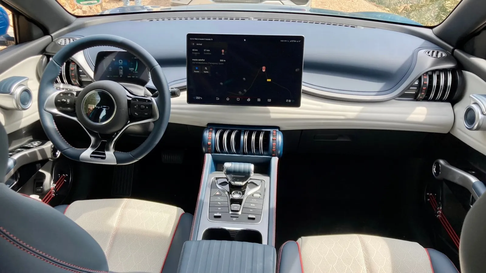 15,6-Zoll-Touchscreen im BYD Atto 3 Design, in der Basis Comfort müssen immer noch großzügige 12,8 Zoll reichen.