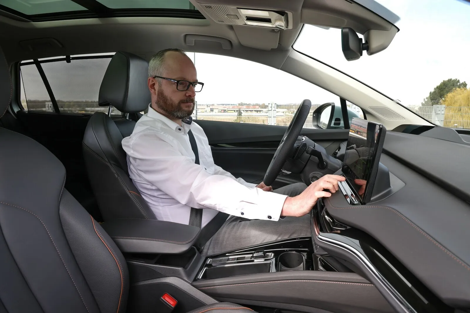 Der Enyaq iV überzeugt mit Skoda-typischer Ergonomie.