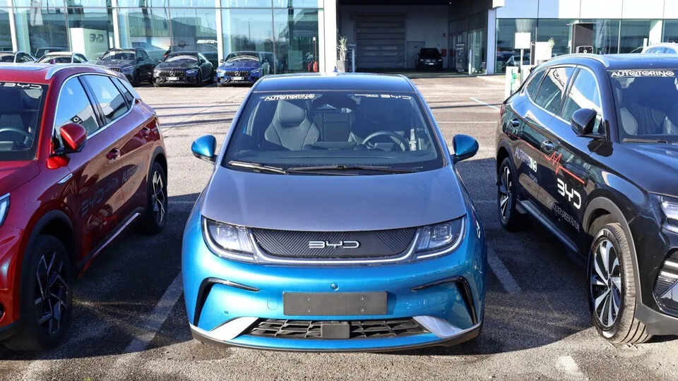 Studien zeigen wachsendes Interesse an chinesischen Automarken im Fuhrpark. In der Praxis bleiben jedoch noch einige Hürden