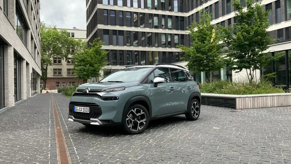 Citroen hat beim Facelift vor allem die Front des C3 Aircross aufgefrischt,