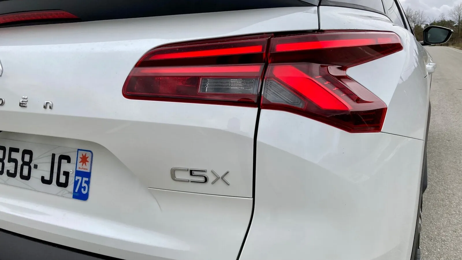 Das X im Namen steht für das Crossover-Konzept des großen Citroen.