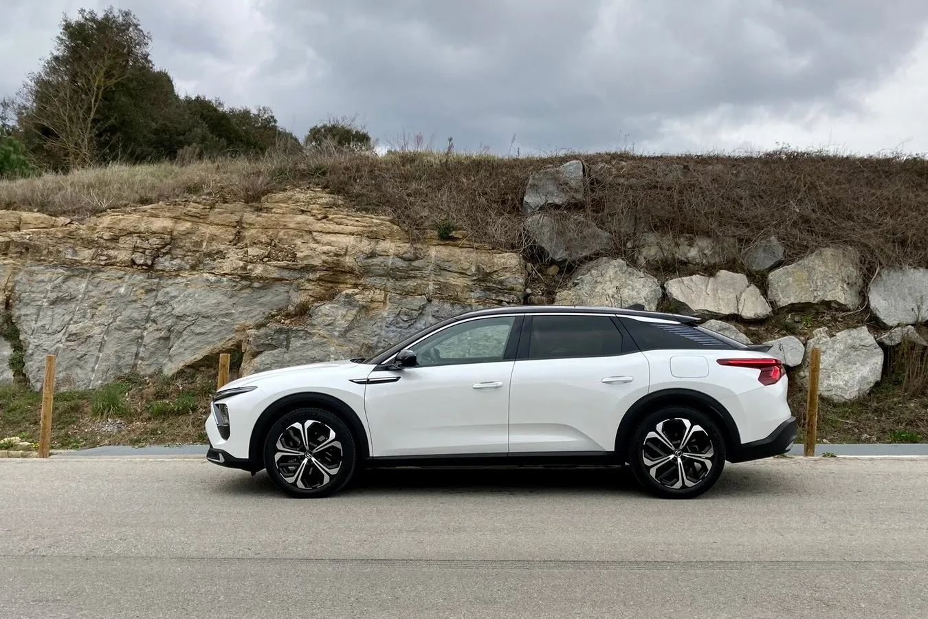Der C5 X ist ein Crossover aus Limousine, Kombi und SUV.