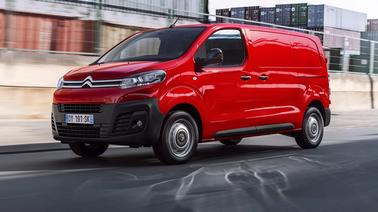 Platz 5: Für den Citroen Jumpy BlueHDI werden Gesamtfolgekosten von knapp 1.030 Euro fällig.