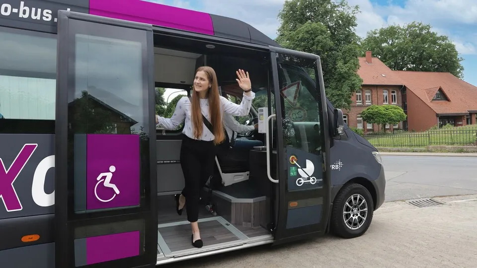 Die Clevershuttle-Mutter GHT Mobility rutscht in die Insolvenz, der Betrieb der fünf operativen Regionalgesellschaften geht aber vorerst weiter.