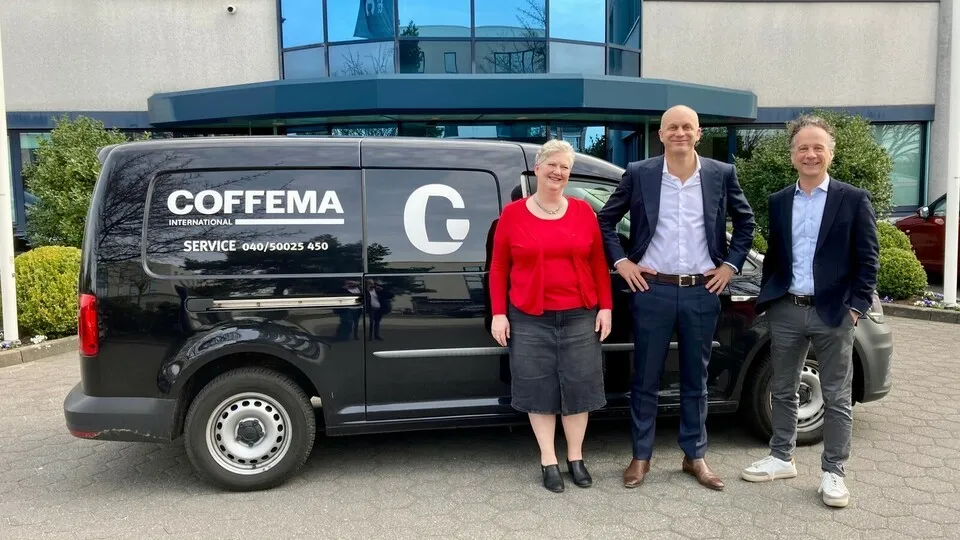 Eingespieltes Team in Sachen Schadenmanagement: Maren Gode und Leif Fredrik Nilsson von Coffema und Michael Pfister (r.) von Claimini.