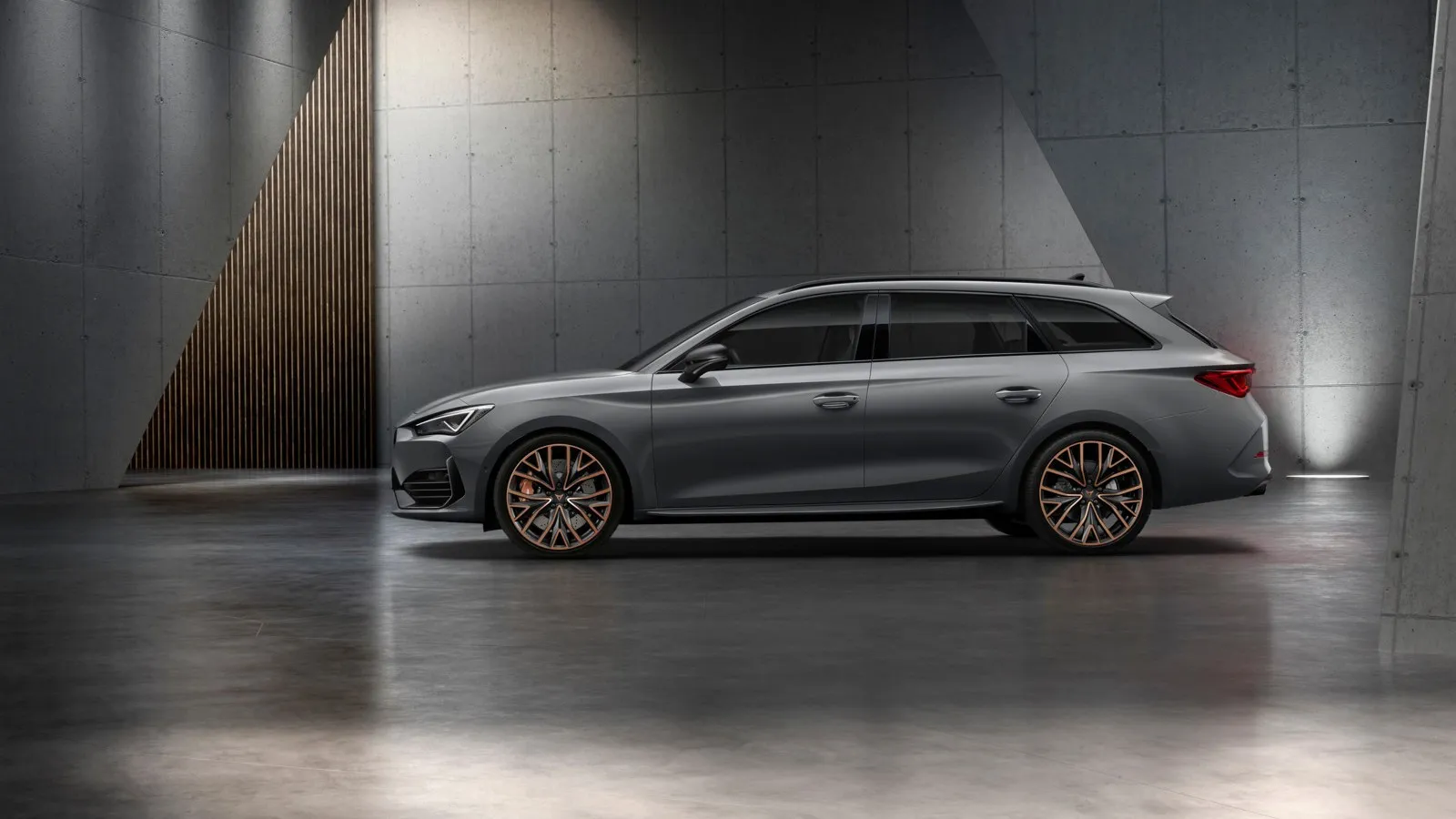 Cupra Leon Sportstourer 1.5 eTSI DSG: Platz zwei sichert sich der 150 PS starke Spanier mit Wartungskosten von 1.574 Euro.