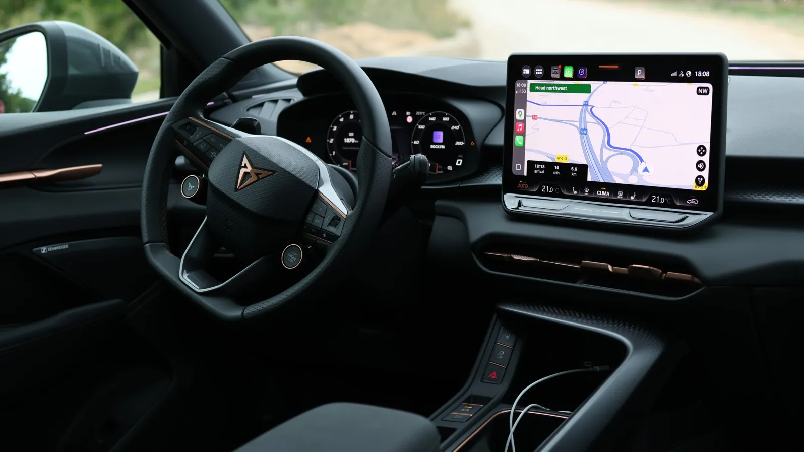 Sportlich kommt das Cockpit des Terramar daher.