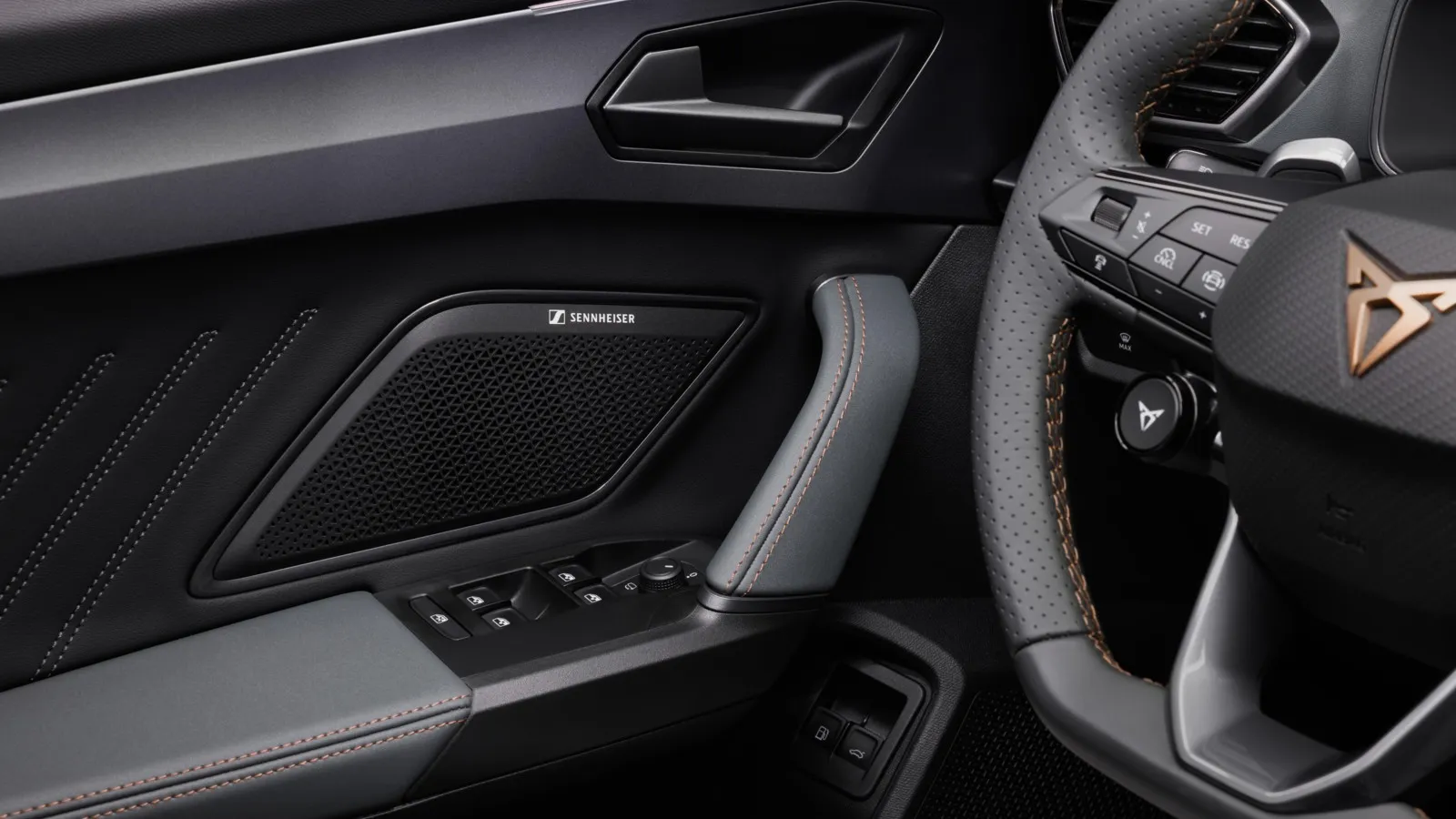 Sennheiser als Audio-Ausstatter gibt es optional im Cupra Leon.