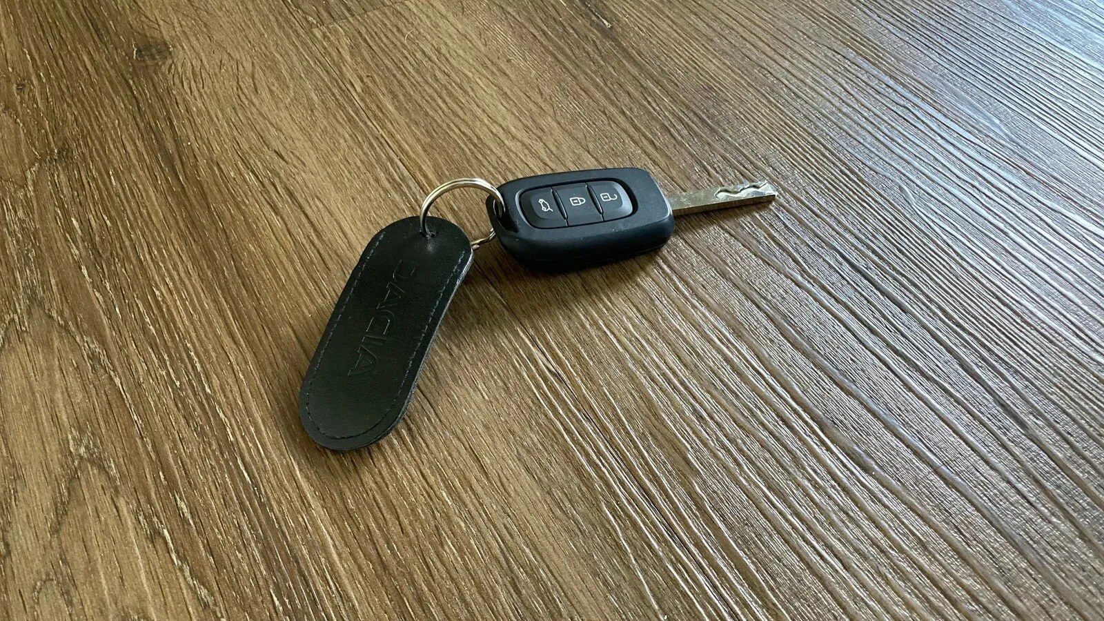 Wie früher: Ein klassischer Autoschlüssel mit nicht einklappbarem Bart.