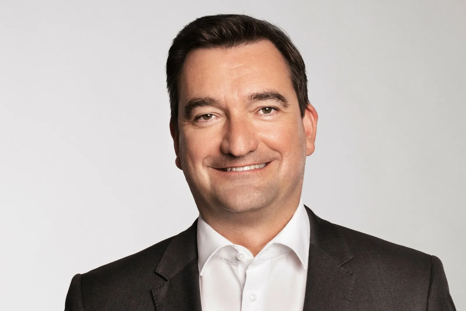 Ralf Diemer, Geschäftsführer eFuel Alliance: „Um die Klimaziele zu schaffen, werden wir beides brauchen: neben der noch neuen Elektrotechnologie auch die E-Fuels.“