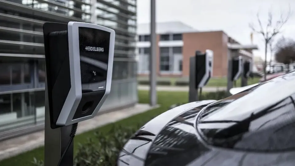 Firmenwagenflotten treiben die Nachfrage nach Elektroautos in Europa.