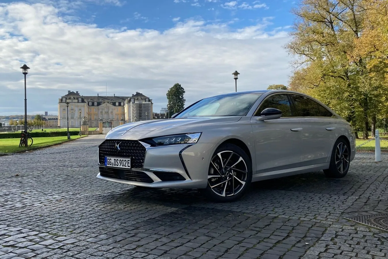 Wer Chrom mag, ist genau richtig beim neuen DS 9. Das Material ziert die Limousine an vielen Stellen.