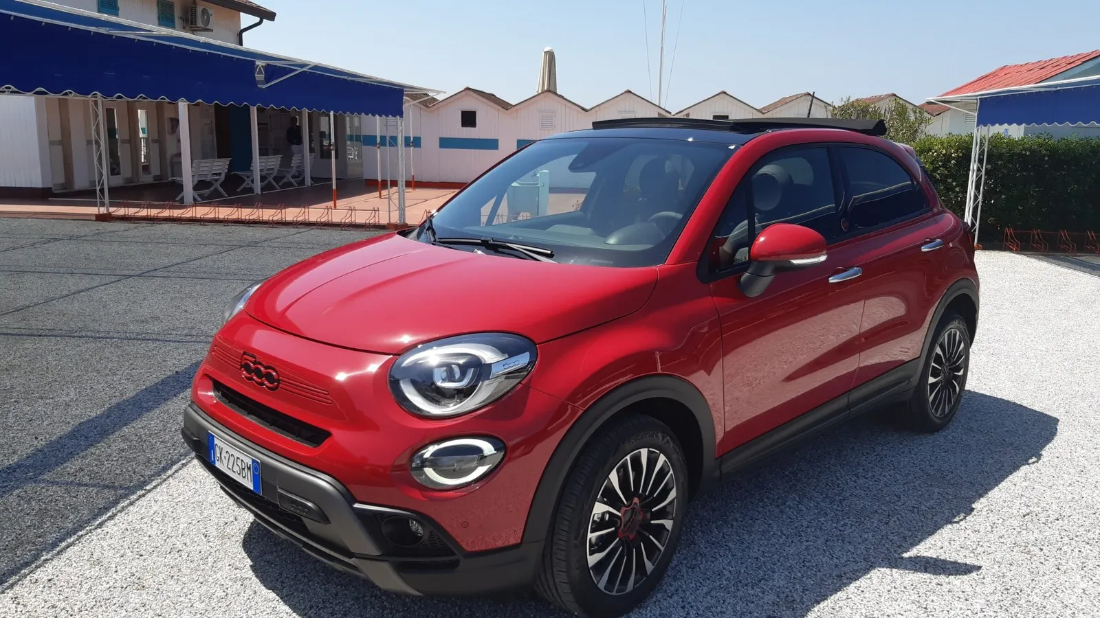 Auch für den 500X hat Fiat die konventionellen Verbrennungsmotoren gestrichen.