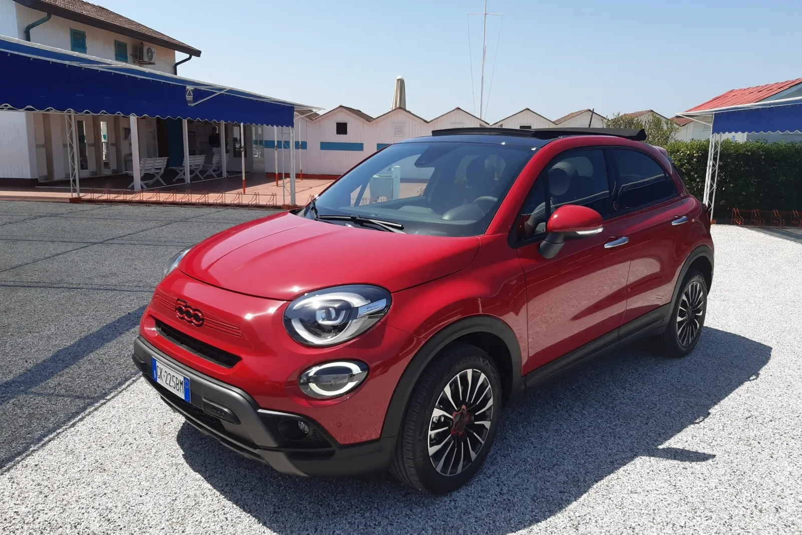 Auch für den 500X hat Fiat die konventionellen Verbrennungsmotoren gestrichen.