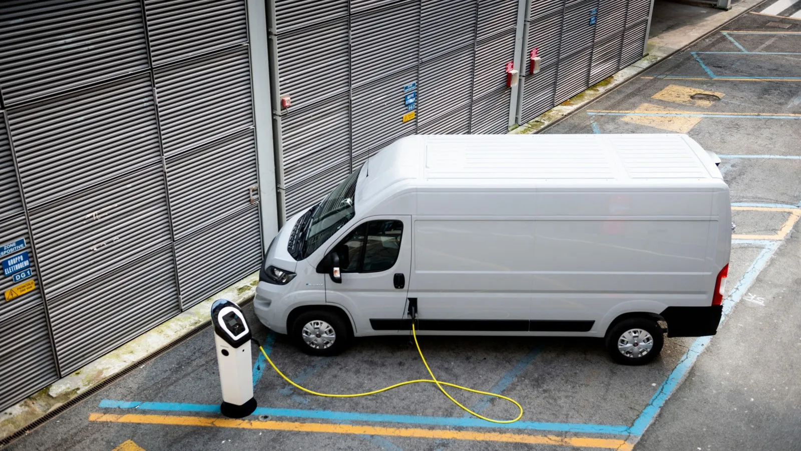 Fiat e-Ducato L2 79 kWh: Auch der große Italiener ist sehr wartungsgünstig, für ihn werden rund 1.480 Euro fällig.
