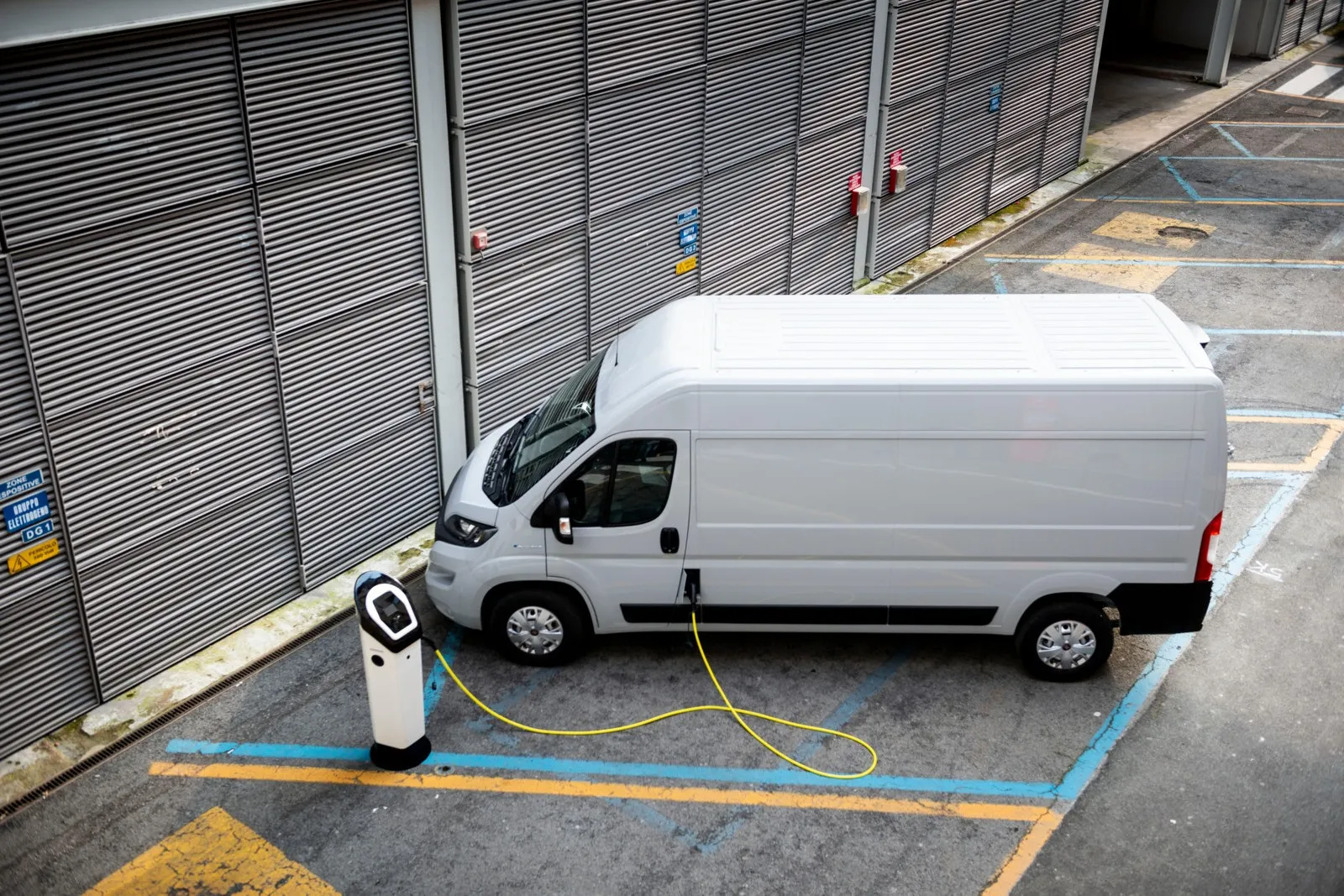 Fiat e-Ducato L2 79 kWh: Auch der große Italiener ist sehr wartungsgünstig, für ihn werden rund 1.480 Euro fällig.