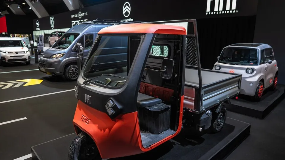 Der Fiat Tris war bereits Anfang des Jahres auf der Messe in Brüssel zu sehen
