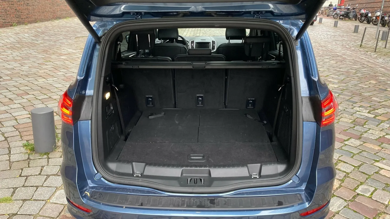 Maximal 2.020 Liter Gepäckraum bietet der Ford S-Max.