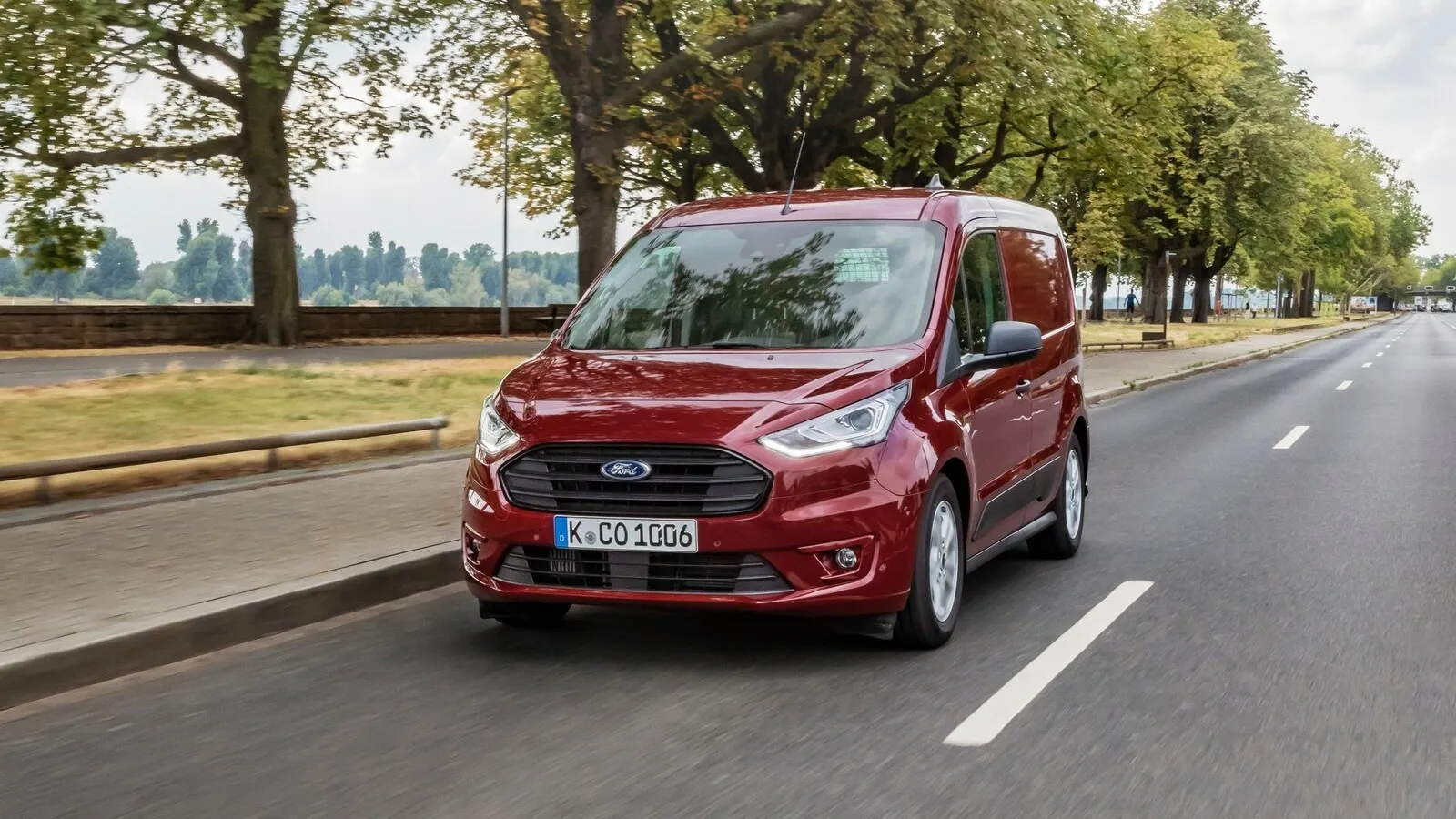 Platz 8: Noch teurer wird es beim Ford Transit Connect. Hier müssen Fuhrparkverantwortliche unter den genannten Voraussetzungen mit Gesamtwartungskosten von etwas mehr als 1.400 Euro rechnen.