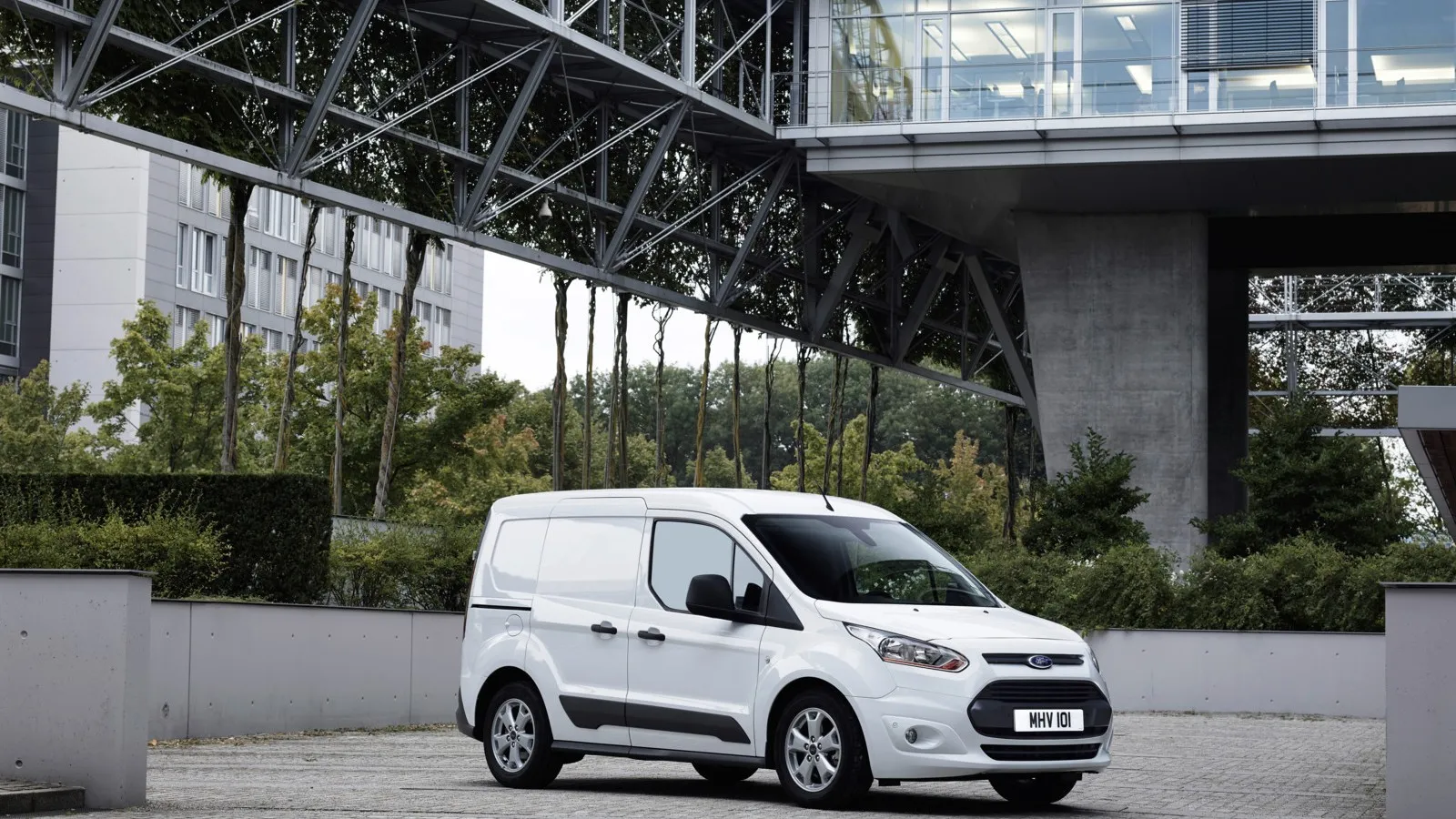 Platz 3 mit 42,0 Prozent Händlereinkaufswert: der Ford Transit Connect 1.0 Eco Boost L1 210.