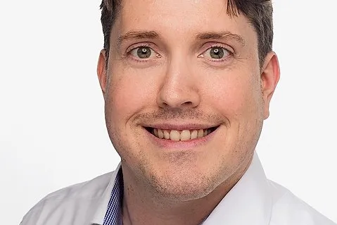 Michael Geißendörfer, Fachbevollmächtigter im Kfz-Underwriting bei Signal Iduna: „Das Segment der autonom fahrenden Fahrzeuge gewinnt an Bedeutung und beschränkt sich ebenfalls in der Entwicklung nicht nur auf Pkw. Konkret schaffen wir hier bereits sehr individuelle Versicherungslösungen für unsere Kunden.“
