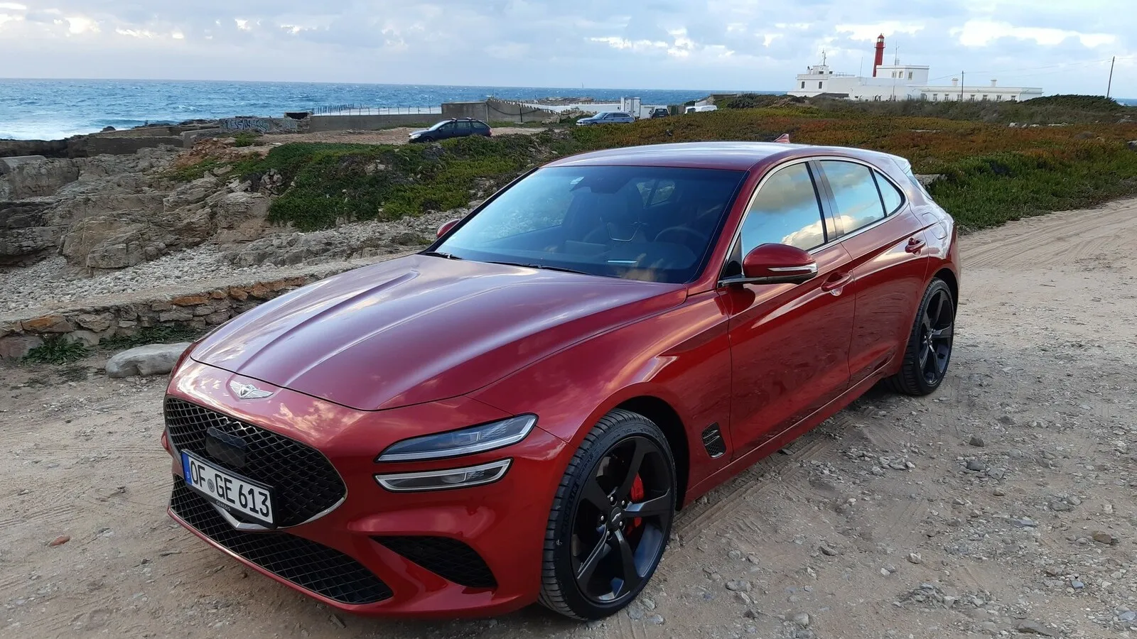 Mit langer Motorhaube und coupéhaften Linien ist der Genesis G70 Shooting Brake eine auffällige Erscheinung.