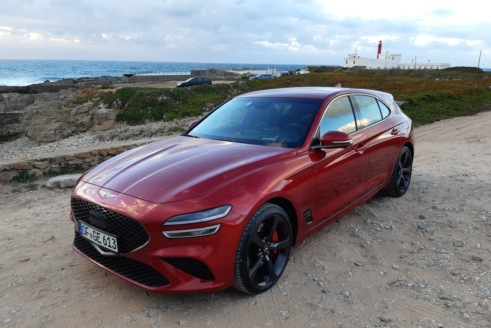 Mit langer Motorhaube und coupéhaften Linien ist der Genesis G70 Shooting Brake eine auffällige Erscheinung.