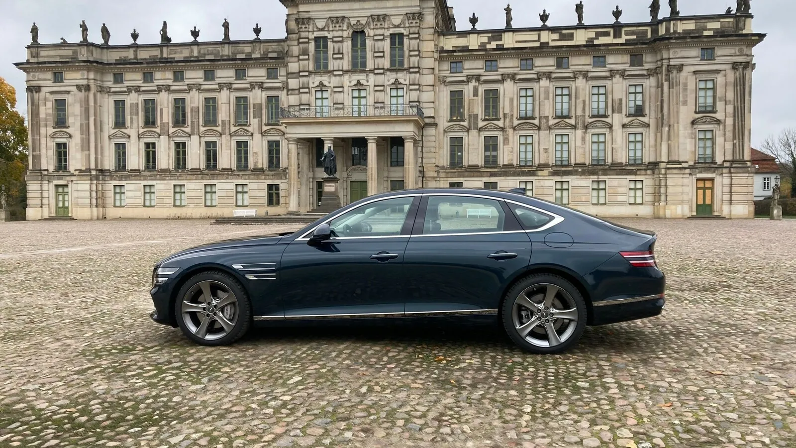 Limousine? Coupé? Der Genesis G80 spielt gekonnt mit den Segmenten.