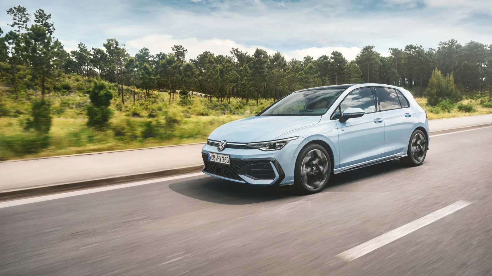 Der VW Golf Hybrid leistet 125 Kilowatt und soll gegenüber dem Mildhybrid vor allem im Stadtverkehr Kraftstoff sparen.