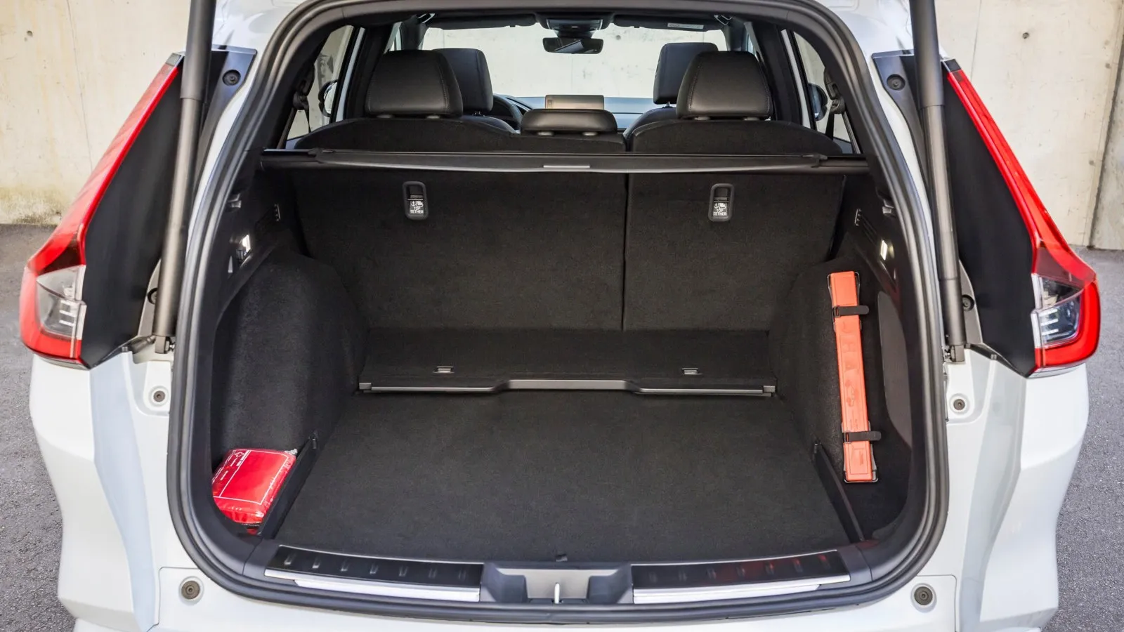 CR-V e:PHEV: variabler Kofferraum mit niedriger Ladekante für einfaches Beladen