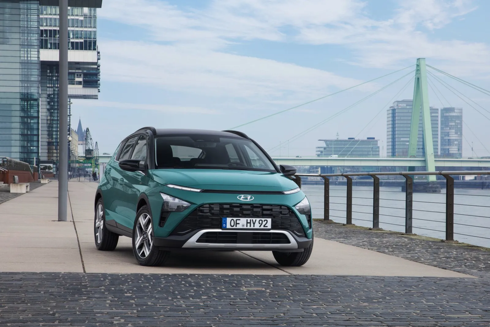 Hyundai Bayon 1.0 T-GDI DCT Prime: 54 oder 51 Cent Betriebskosten je Kilometer bei 36 oder 48 Monaten Haltedauer.