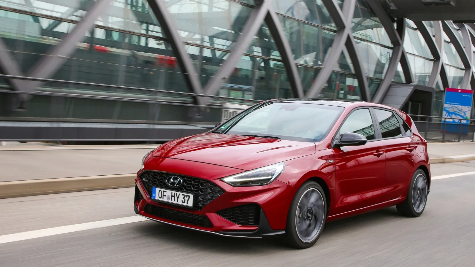Hyundai i30 1.5 T-GDI Trend DCT: 47 oder 44 Cent je Kilometer bei 36 oder 48 Monaten Haltedauer.
