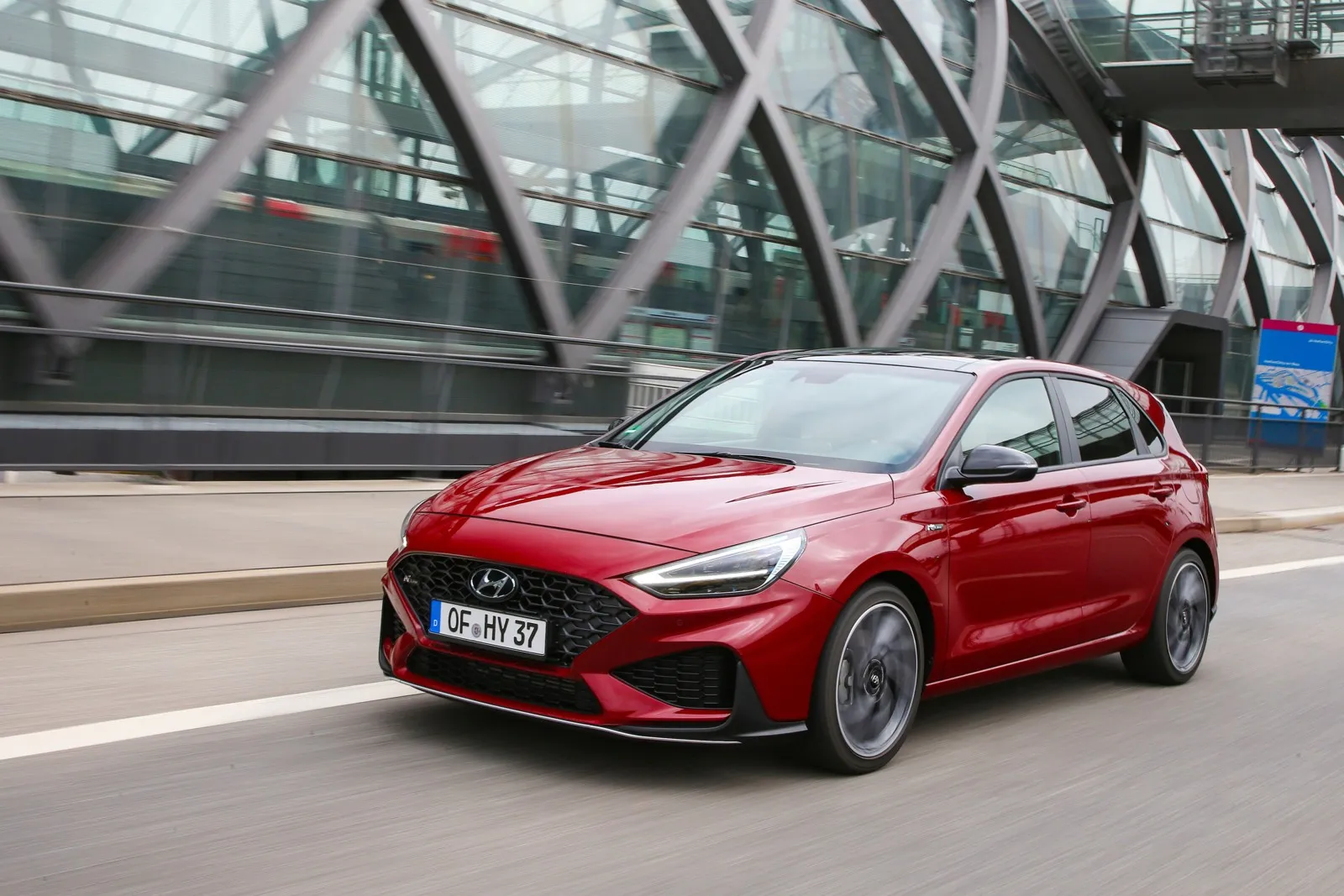 Hyundai i30 1.5 T-GDI Trend DCT: 47 oder 44 Cent je Kilometer bei 36 oder 48 Monaten Haltedauer.